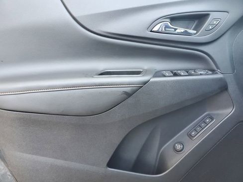 Certified 2022 Chevrolet Equinox Premier w/ LPO, Floor Liner Package image 19
