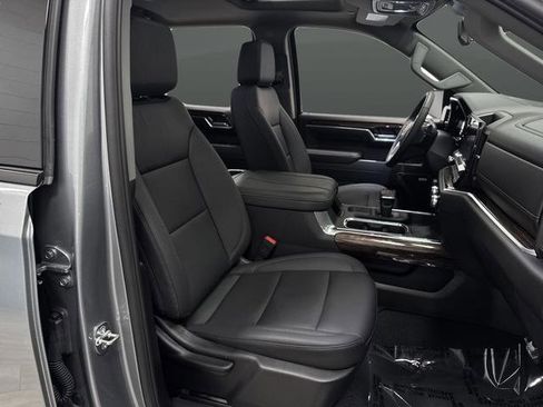 Used 2025 GMC Sierra 1500 Elevation w/ Elevation Premium Package image 34