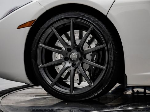 Used 2013 McLaren MP4-12C Spider image 87
