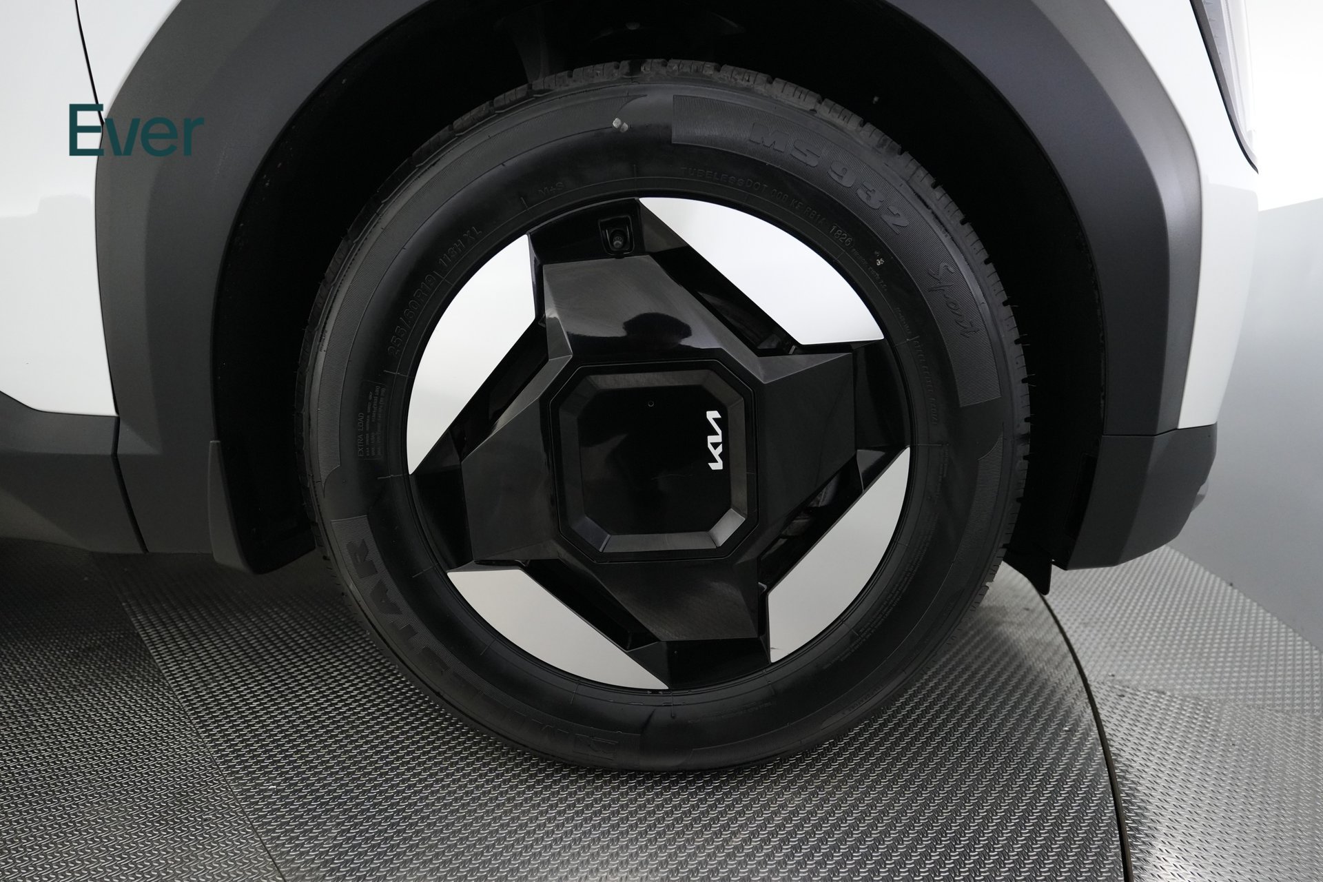 Used 2024 Kia EV9 Light Long Range RWD image 20