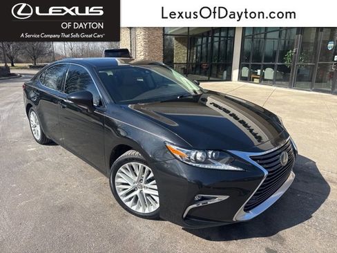 Used 2016 Lexus ES 350 w/ Luxury Package w/Wood Trim image 1