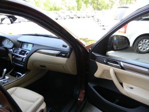 Used 2017 BMW X3 xDrive28i image 22