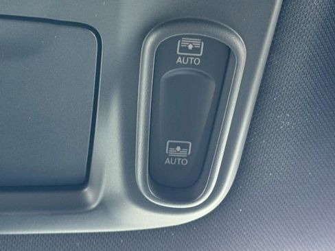 New 2026 Chrysler Pacifica Limited w/ S Appearance Package image 28