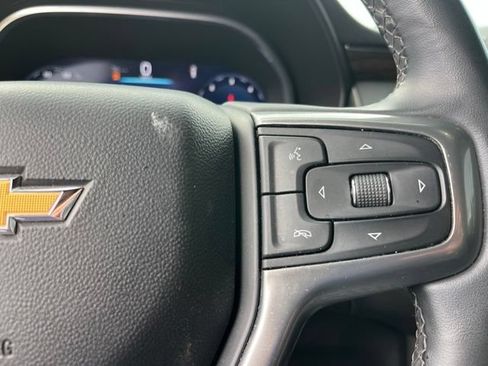 Used 2023 Chevrolet Suburban Premier AWD/4WD image 18