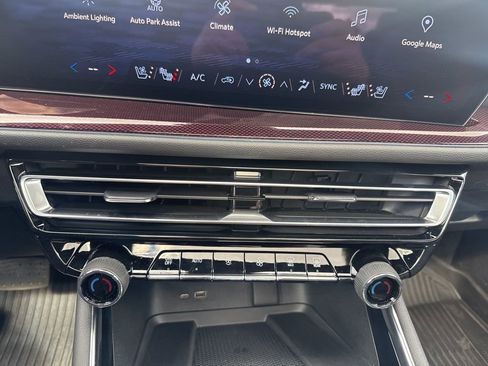 Used 2024 Chevrolet Traverse RS w/ LPO, Floor Liner Package AWD/4WD image 41