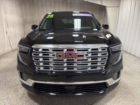 Used 2025 GMC Acadia Denali w/ LPO, Floor Liner Package AWD/4WD image 8