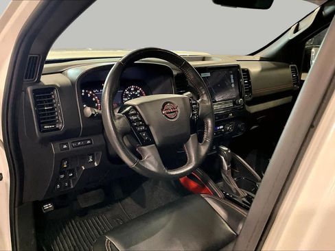 Used 2024 Nissan Frontier PRO-4X w/ Pro Premium Package AWD/4WD image 16