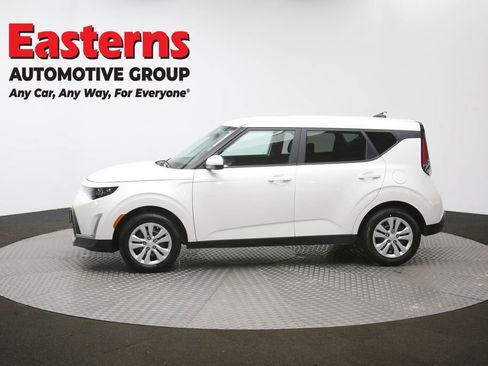 Used 2025 Kia Soul FWD image 59