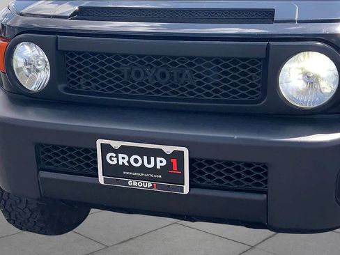 Used 2012 Toyota FJ Cruiser 2WD w/ Upgrade Pkg image 28