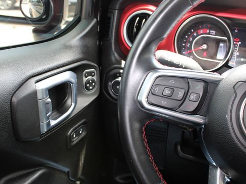 Used 2021 Jeep Wrangler Unlimited Rubicon AWD/4WD image 23