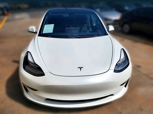 Used 2021 Tesla Model 3 Long Range AWD/4WD image 23