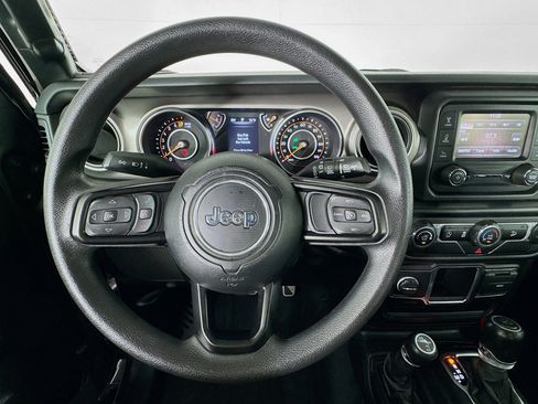 Used 2020 Jeep Wrangler Sport AWD/4WD image 10