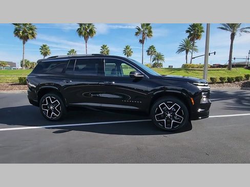 New 2026 Chevrolet Traverse High Country image 23