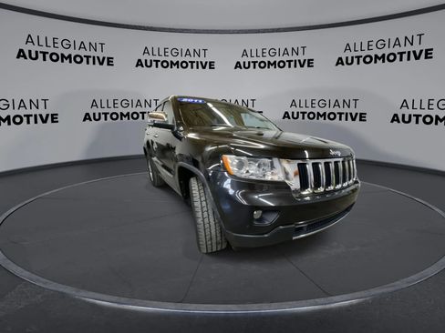 Used 2011 Jeep Grand Cherokee Limited AWD/4WD image 4