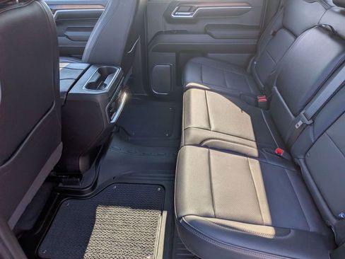 Used 2024 GMC Sierra 1500 Denali w/ Denali Reserve Package AWD/4WD image 33