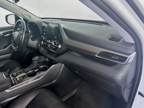 Used 2020 Toyota Highlander Limited AWD/4WD image 31