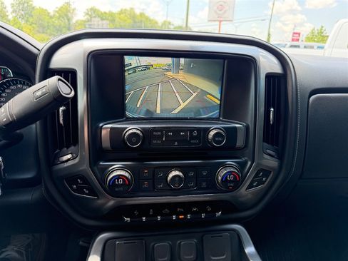 Used 2018 Chevrolet Silverado 1500 LTZ Z71 w/ Centennial Edition AWD/4WD image 23