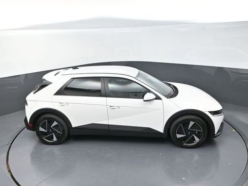 New 2026 Hyundai Ioniq 5 SEL AWD/4WD image 29