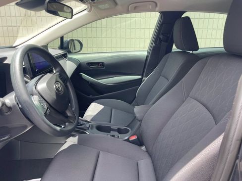 Used 2026 Toyota Corolla LE FWD image 9