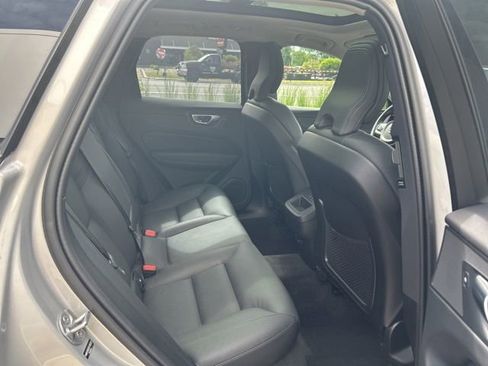 Certified 2025 Volvo XC60 B5 Plus w/ Climate Package AWD/4WD image 13