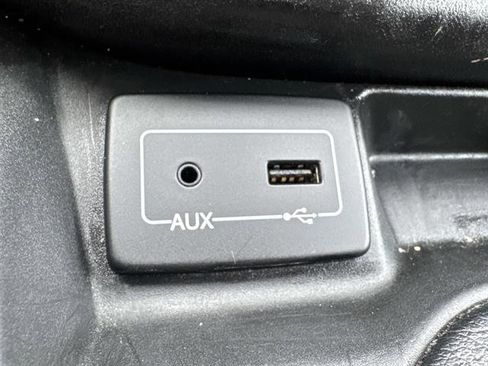 Used 2017 RAM ProMaster City Tradesman w/ Rear Back-up Camera Group image 18