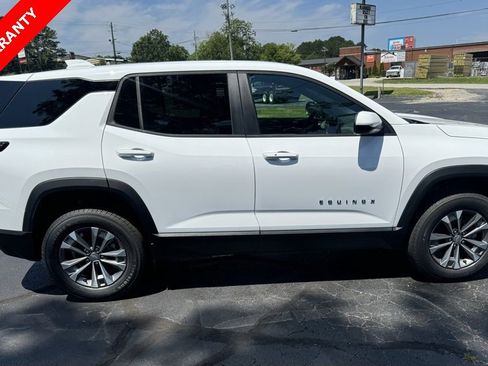 New 2026 Chevrolet Equinox LT w/ Convenience Package II image 6