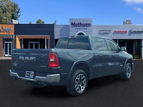 Used 2025 RAM 1500 Laramie AWD/4WD image 4