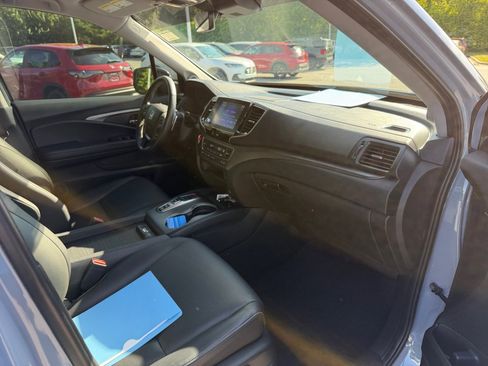 Certified 2023 Honda Ridgeline RTL-E image 32