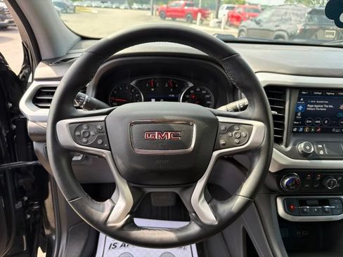 Certified 2023 GMC Acadia SLT w/ Elevation Edition AWD/4WD image 15
