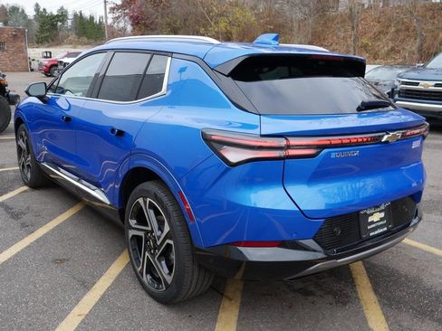 New 2026 Chevrolet Equinox EV LT image 5