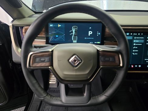 Used 2022 Rivian R1T Adventure AWD/4WD image 13