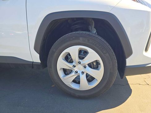 Certified 2025 Toyota RAV4 LE FWD image 9