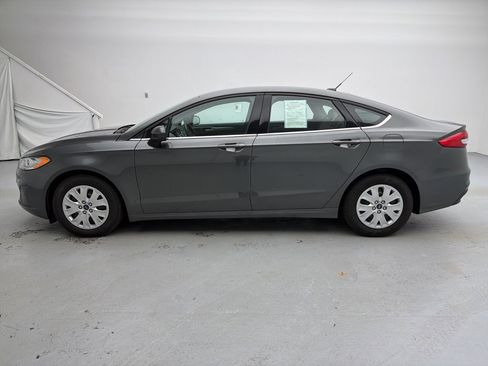 Used 2019 Ford Fusion S image 7