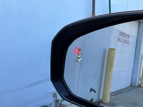 Used 2025 Hyundai Santa Fe SEL image 21