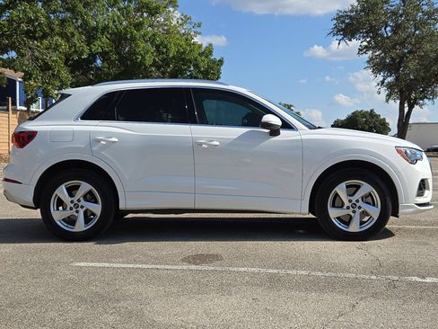 Used 2022 Audi Q3 2.0T Premium AWD/4WD image 2
