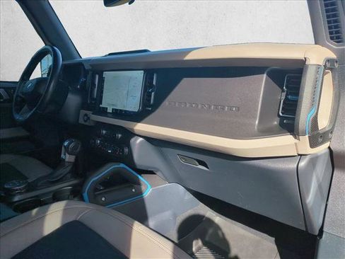 Used 2021 Ford Bronco Wildtrak image 22