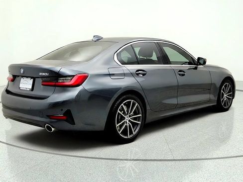 Used 2019 BMW 330i xDrive Sedan w/ Convenience Package AWD/4WD image 5