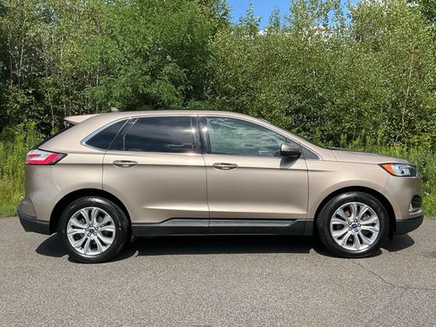 Certified 2020 Ford Edge Titanium AWD/4WD image 26