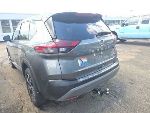 Used 2021 Nissan Rogue SV FWD image 7