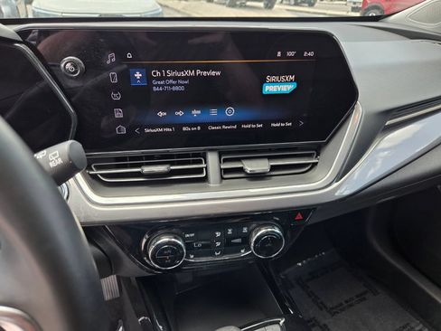 Certified 2025 Chevrolet Trax ACTIV w/ Driver Confidence Package FWD image 23