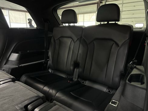 Used 2018 Audi Q7 3.0T Premium Plus w/ Premium Plus Package image 14