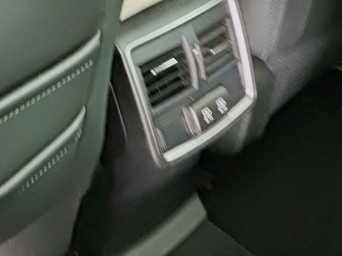 Used 2023 Subaru Forester Limited image 34