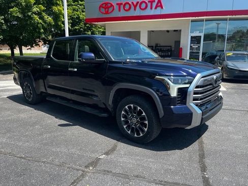 Used 2023 Toyota Tundra Limited AWD/4WD image 7