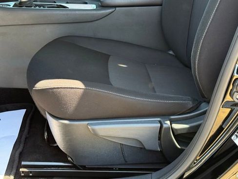 Used 2025 Nissan Sentra SV FWD image 14