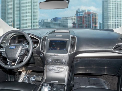 Used 2020 Ford Edge SEL w/ Convenience Package image 15