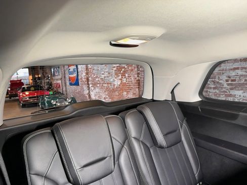 Used 2015 Mercedes-Benz GL 450 4MATIC image 94