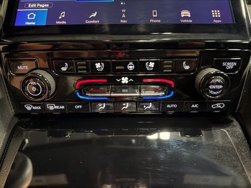Used 2024 Jeep Grand Cherokee L Limited w/ Luxury Tech Group II AWD/4WD image 48