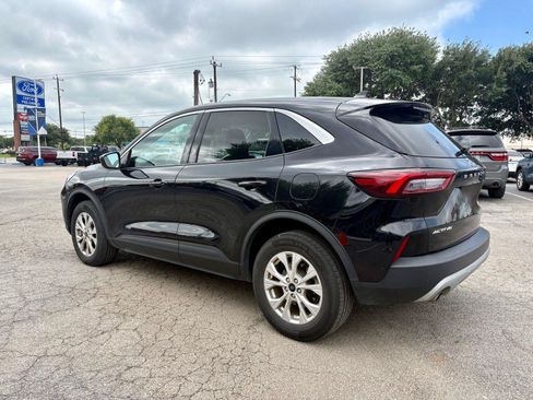Used 2024 Ford Escape Active AWD/4WD image 6