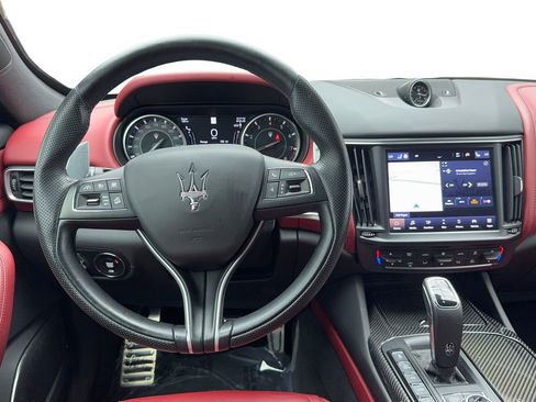 Used 2021 Maserati Levante S GranSport AWD/4WD image 17