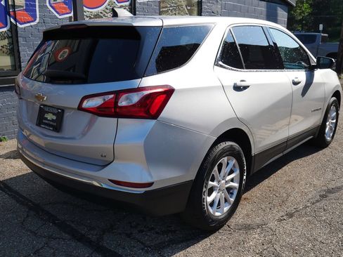 Used 2020 Chevrolet Equinox LT w/ Driver Convenience Package FWD image 30